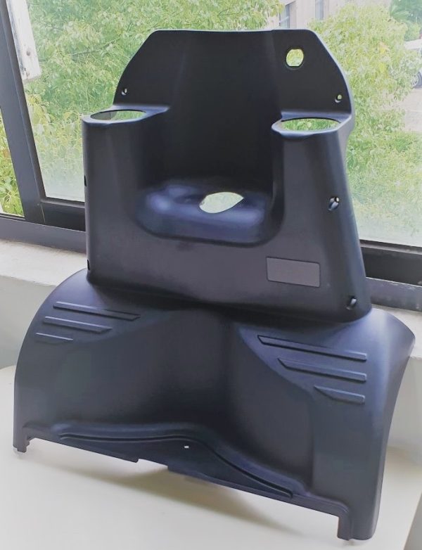 Afikim Afikim binnenkap inclusief bekerhouders kleur zwart - Breeze C4 PLUS