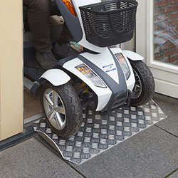 Secucare Secucare drempelhulp Heavy Duty tot 300 kg.