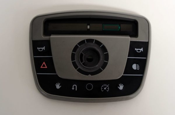 Trophy Dashboard Advanced vanaf serienummer QT02400 Trophy 6 - Tweedehands