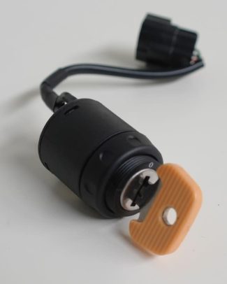 Trophy Ignition switch for advanced electronics (ID-no > QT02400) Trophy - Tweedehands