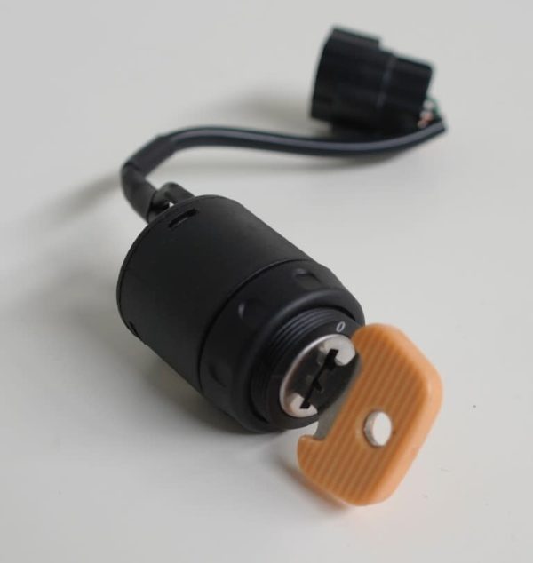 Trophy Ignition switch for advanced electronics (ID-no > QT02400) Trophy - Tweedehands